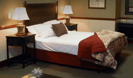 Quality Hotel Burke & Wills - Accommodation QLD 3