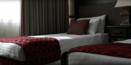 Quality Hotel Burke & Wills - Accommodation QLD 4