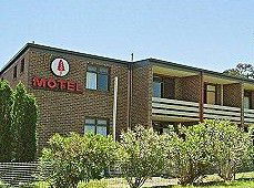 Red Chief Motel - Accommodation QLD 1