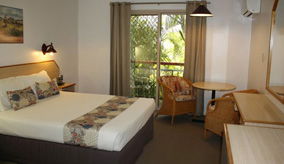 Colonial Village Motel - Accommodation QLD 0