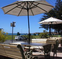 Anchorage At Victor Harbour Seafront Hotel - Accommodation QLD