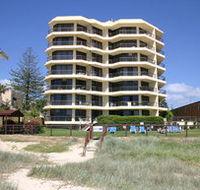 Spindrift On The Beach - Accommodation QLD