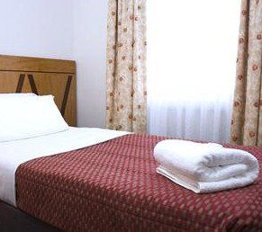 Perouse Lodge - Accommodation QLD 5