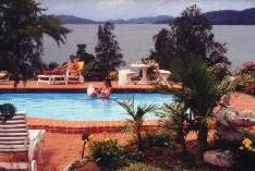 Galway Downs Lakeside Country House - Accommodation QLD 2