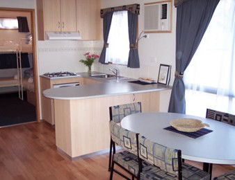 Ocean Point Resort - Accommodation QLD 3