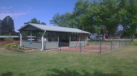 Lake Talbot Tourist Park - Accommodation QLD 5