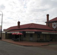 Bedford Arms Hotel - Accommodation QLD