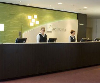 Holiday Inn Melbourne Airport - Accommodation QLD 2