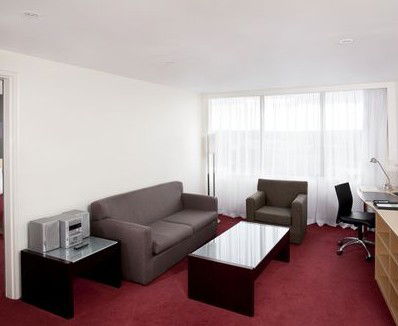 Holiday Inn Melbourne Airport - Accommodation QLD 4
