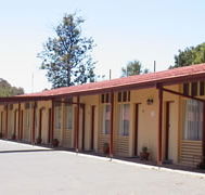 Golden Hills Motel - Accommodation QLD