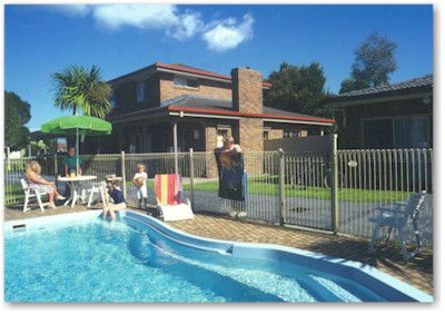 Southern Cross Holiday Apartments - Accommodation QLD 3