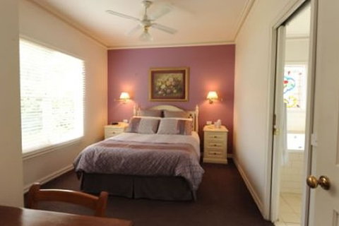 Bendigo Cottages - Accommodation QLD 3