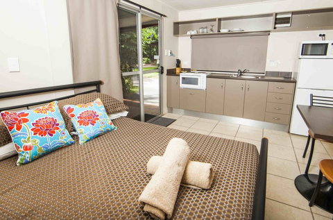 Lake Placid Tourist Park - Accommodation QLD 6