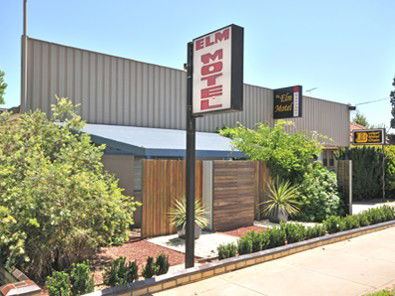 The Elm Motel - Accommodation QLD 0