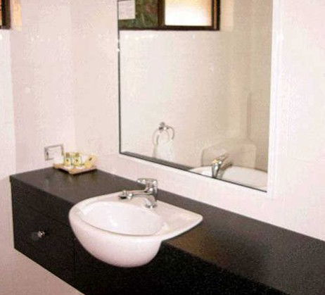 Victoria Lodge Motor Inn And Apartments - Accommodation QLD 5