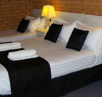 Golden Harvest Motor Inn - Accommodation QLD