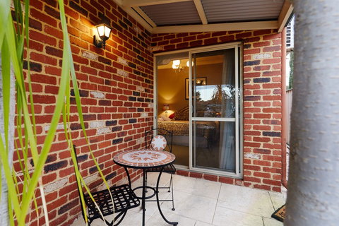 Durham Lodge - Accommodation QLD 4