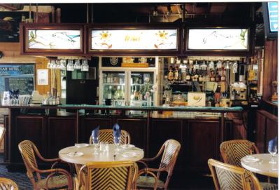 Indian Ocean Hotel - Accommodation QLD 3