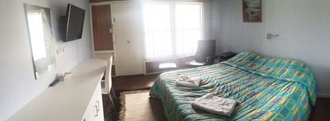 Merredin Olympic Motel - Accommodation QLD 2
