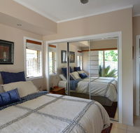 Hastings Cove Holiday Apartments - Accommodation QLD