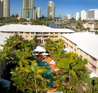 Bay Lodge Apartments - Accommodation QLD