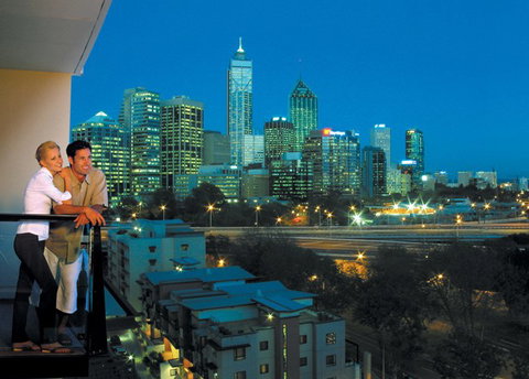 Mounts Bay Waters Apartments - Accommodation QLD 3