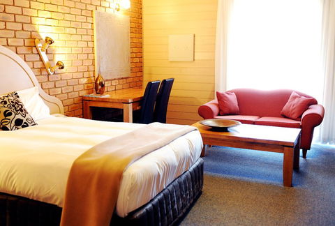 Quality Inn Colonial - Accommodation QLD 3