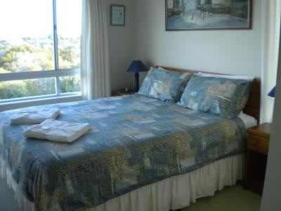 Estoril On Moffat Holiday Apartments - Accommodation QLD 7
