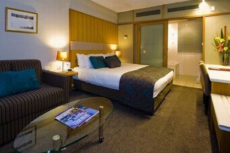 Downtowner On Lygon - Accommodation QLD 8