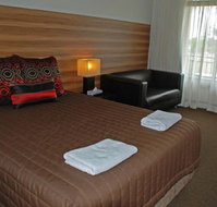 Red Cedars Motel - Accommodation QLD