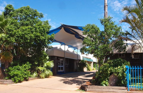 Bluestone Motor Inn - Accommodation QLD 0