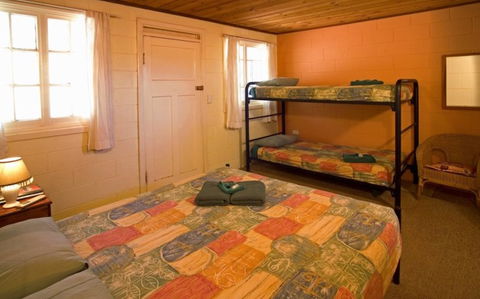 Glen Helen Resort - Accommodation QLD 4