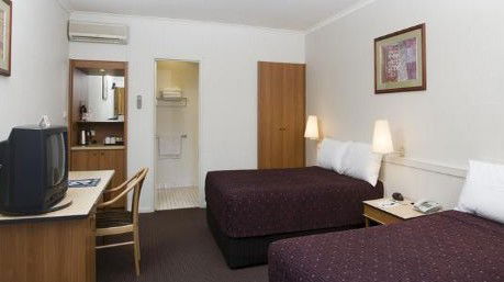 Alice Springs Resort - Accommodation QLD 4