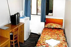 Acacia Inner City Inn - Accommodation QLD 3