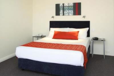 The Wellington Apartment Hotel - Accommodation QLD 6
