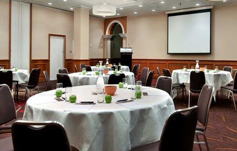 Parmelia Hilton - Accommodation QLD 4