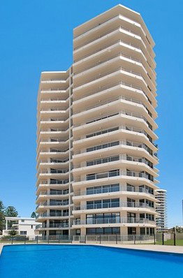 Beachside Tower - Accommodation QLD 0
