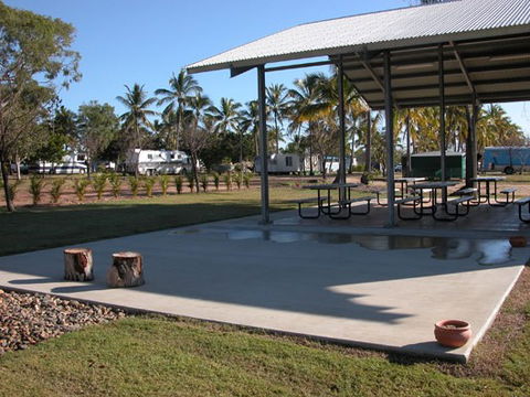 Bowen Village Caravan & Tourist Park - Accommodation QLD 3