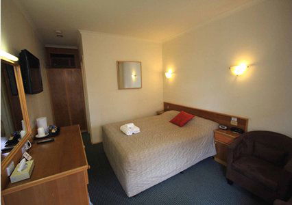 Comfort Inn Aviators Lodge - Accommodation QLD 2