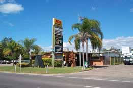 Queens Beach Motor Hotel - Accommodation QLD 0