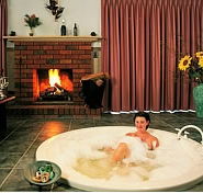 Boronia Peak Villas - Accommodation QLD
