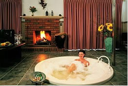 Boronia Peak Villas - Accommodation QLD 0