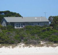 Island Beach Escape - Accommodation QLD