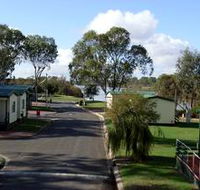 Mannum Caravan Park Cabins - Accommodation QLD