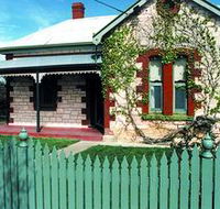 Naracoorte Cottages - Smith Street Villa - Accommodation QLD