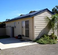 Moonta Bay Cabins - Accommodation QLD