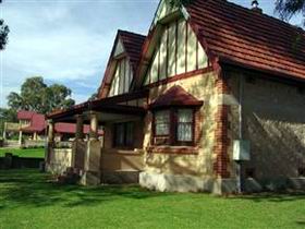 Petwood SA Accommodation QLD