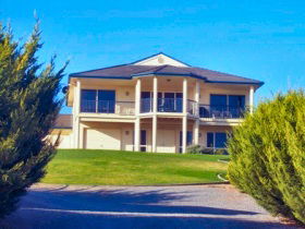 Serenity At Carrickalinga - Accommodation QLD 0