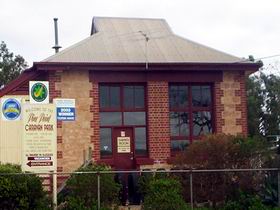 Pine Point Caravan Park - Accommodation QLD 0