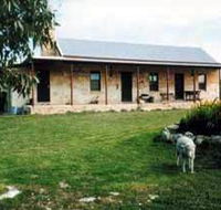Mt Dutton Bay Woolshed Heritage Cottage - Accommodation QLD